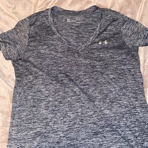Women’s grey under armor v neck tee Medium